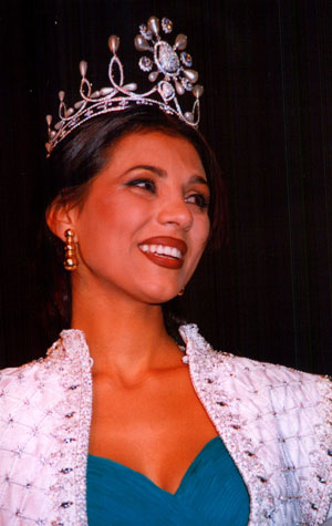 Miss Lebanon 1996 Nisrine Nasr