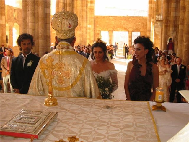 Beautiful Simple Nadine Labaki wedding