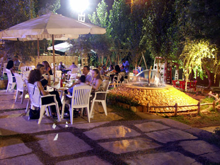 IMARA Restaurant "Aalyout"