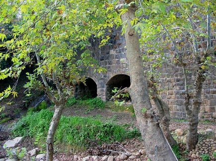 Al Matahen Al Kadima On Estwan River , Mazraat Al Balda