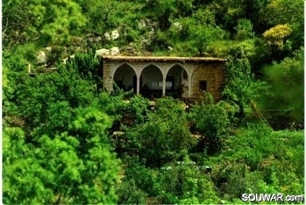 Var Tannourine House