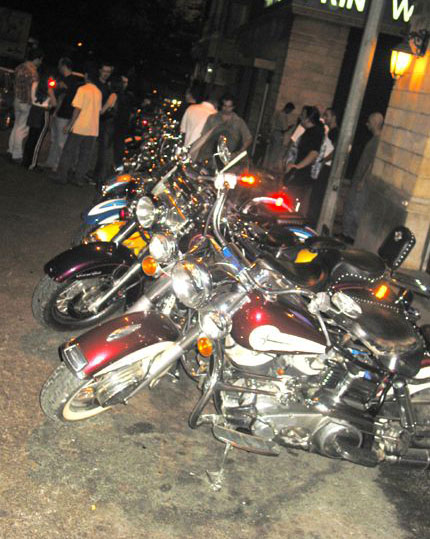 Harley Davidson bikes in Monnot Street