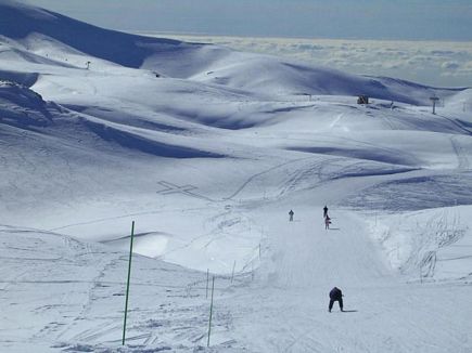 Skiing in Faraya