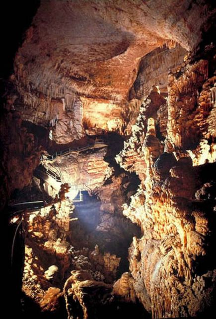 Jeita Grotto