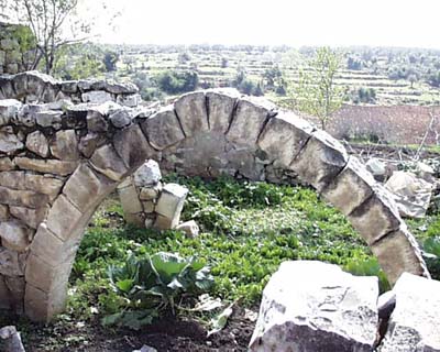 Alma-El-Chaab - Ruins