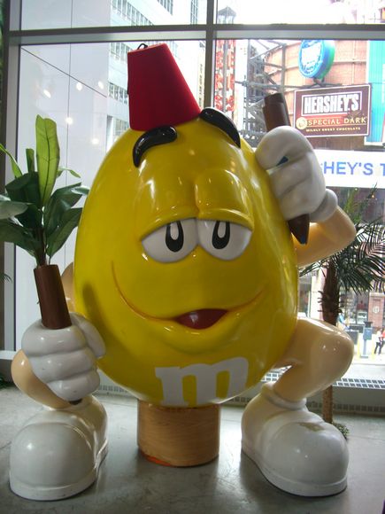 Giant M&M with Tarbouche - Times Square M&M store NYC