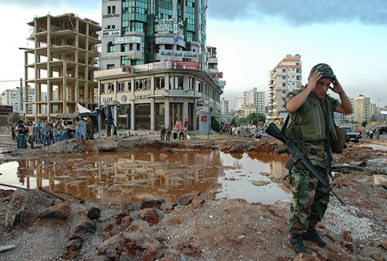 Israel Attacks Beirut July 2006