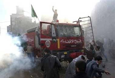 Beirut Palestinians Demonstrators set fire to Danish consulat