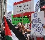 Manifestation in Chicago