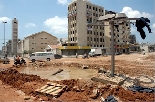 The aftermath of attacks by Israel on Lebanon, 16 July 2006. (Peter Speetjens/IRIN)